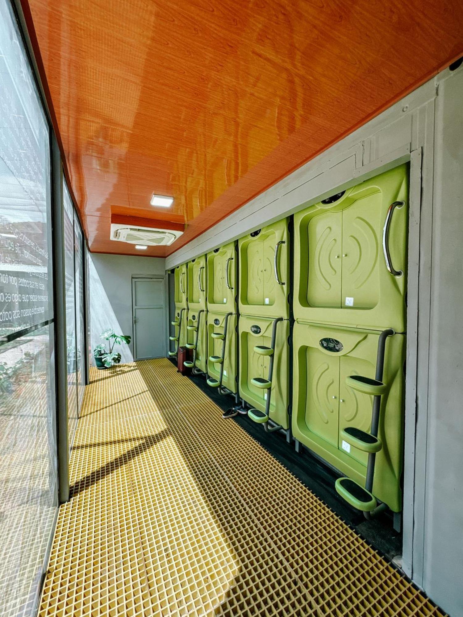 Pupa House - Capsule Hotel - Adults Only Ταμαρίντο Εξωτερικό φωτογραφία