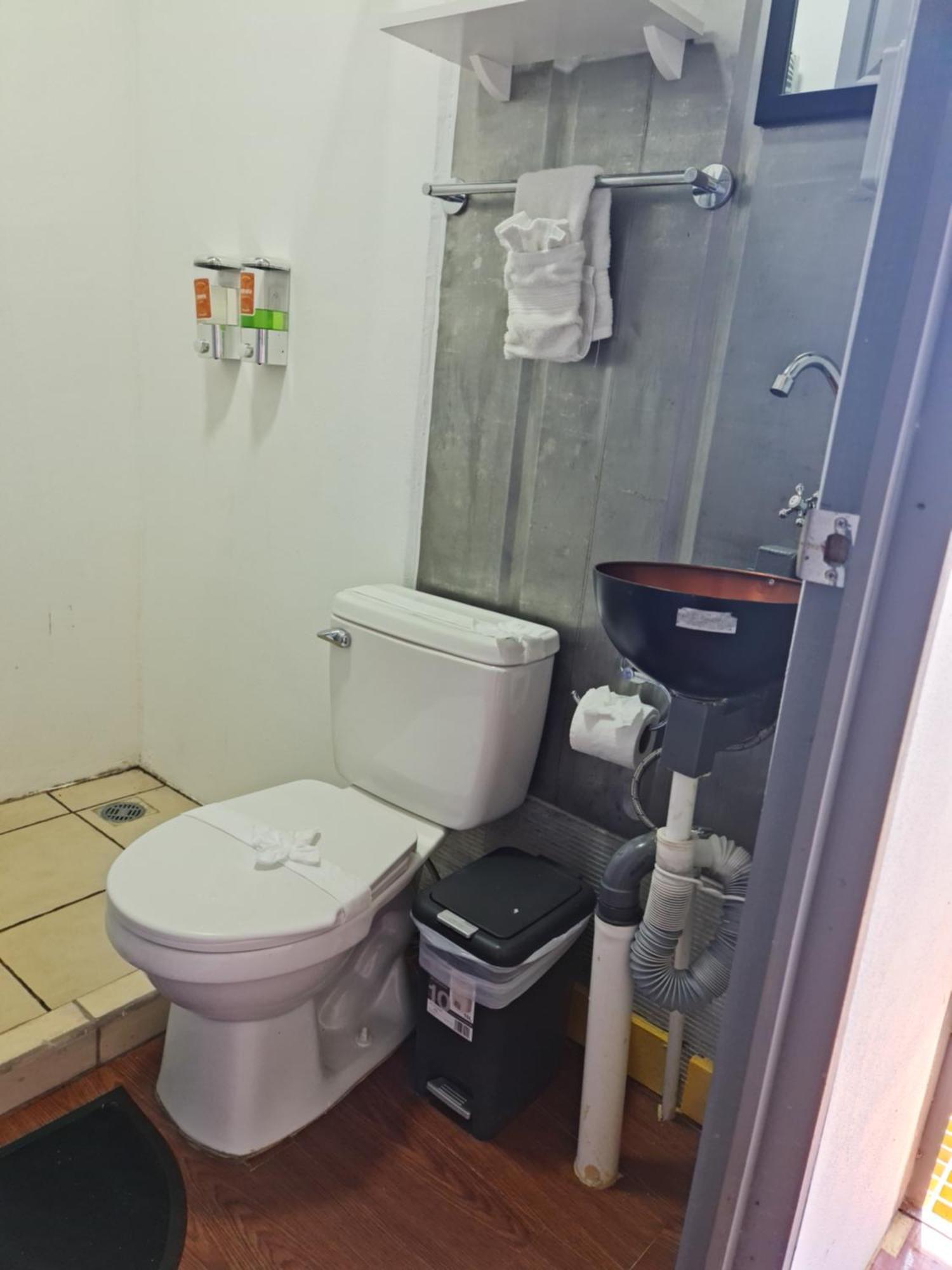 Pupa House - Capsule Hotel - Adults Only Ταμαρίντο Εξωτερικό φωτογραφία